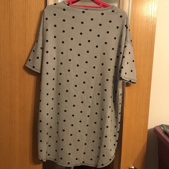 Grey with black polka dot LuLaRoe Short sleeve blouse size small - Picture 6 of 9